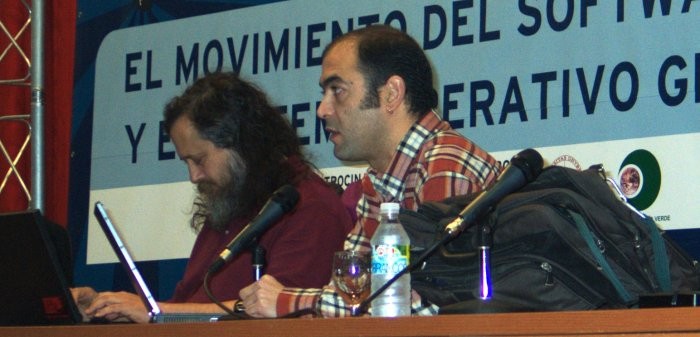 Richard Stallman y Manuel Gualda Caballero